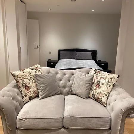 Studio Come 1 Bed Flat In Vauxhall Next To Battersea London Exterior photo
