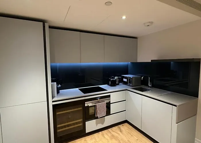 Studio Come 1 Bed Flat In Vauxhall Next To Battersea
