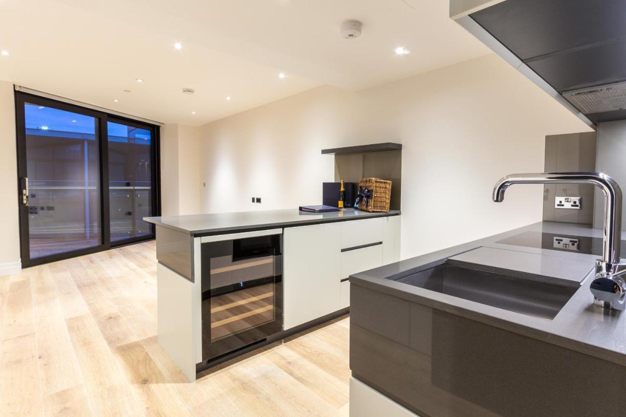 1 Bed Flat In Vauxhall Next To Battersea Londra